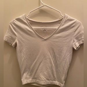 Wild Fable Cropped White V Neck Tee